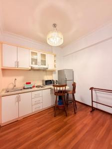 CozyHome Suites Casa Mutiara