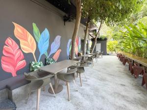 Nomad Cabin Phuketa cozy home terrace &pool&beach