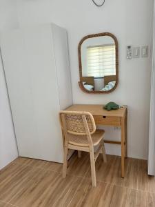 Nice Near-beach House at The Strands, Morong, Bataan