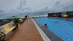 Nice Near-beach House at The Strands, Morong, Bataan