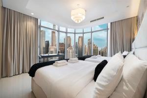 Premium 3BR Paramount Hotel Midtown Business Bay