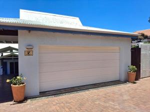 Bella Mia - Sea view escape!