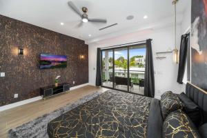 Las Olas Elements Home with Pool and Spa Near the Beach
