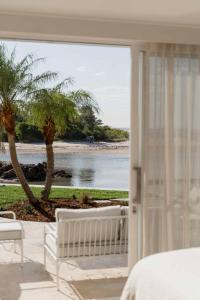 Nomaya Waterfront Getaway