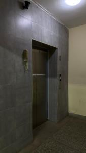 Modern 1-Bedroom Apartment Near Kisumu CBD, Free WiFi, Parking & Security