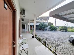 RedDoorz Syariah at Istana Homestay Madiun