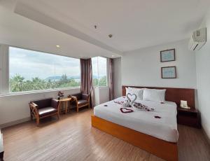 Soria Majestic Beachfront Hotel