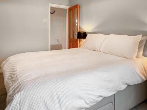 Number Ten - Uk50722