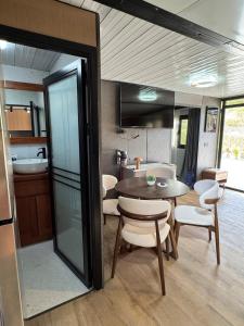 Casa Bolsero - private, small home in Tamarindo