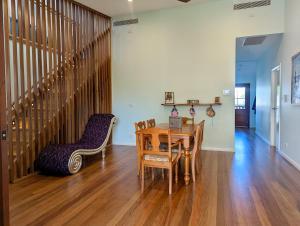 Fishermans Cottage with 4 Bedrooms