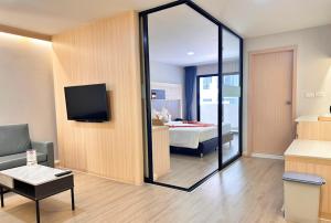 O2 Grand Suvarnabhumi Airport