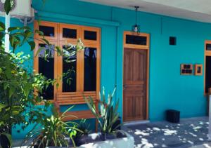 Exclusive Seaside 3-Bedroom Home