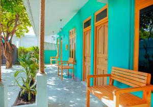 Exclusive Seaside 3-Bedroom Home