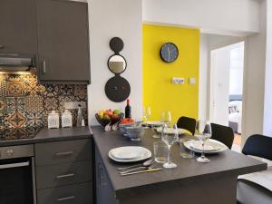 Lazuli Frida City Apartment to be close