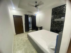 Gaya JI Homestays Luxe 3BHK Apartments