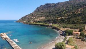 To Petrino Stone Mountain Retreat with Private Pool