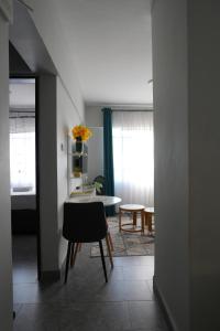 Modern 1-Bedroom Apartment Near Kisumu CBD, Free WiFi, Parking & Security