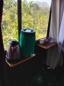 LilliputHaven Treehut