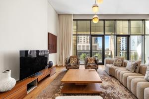 Upscale 4BR Loft Duplex plus Maid in Creekside, Creek Harbour