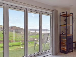 Sea The Sea - Uk48576