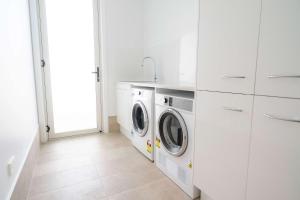 Myuna - beachfront pet-friendly coastal escape