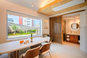 Hold in Hamdeok with Pool