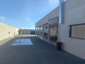 Casa leão, nova e espaçosa