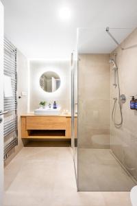 Prague Days - One Bedroom Apartment with Garage and Workspace