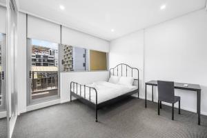 Stylish 2BR Stay – Near Cafés & Transport