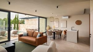 Modern villa Tia II with outdoor pool in Porec