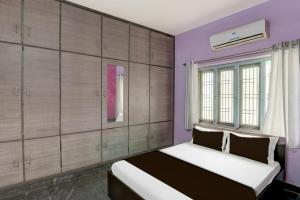 Hotel O SV GRAND APSRTC Depot