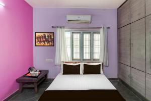 Hotel O SV GRAND APSRTC Depot