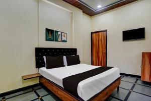 Hotel O Royal Inn