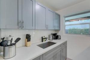 The Amazon by Holiday Park Near the Beach at Las Olas