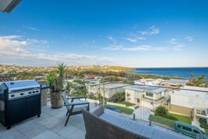 Luxury Curl Curl Retreat - Pool and Parking