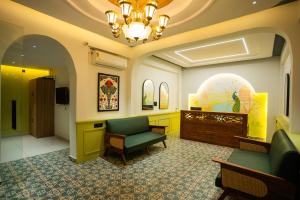 Hotel Indiana Hitech City