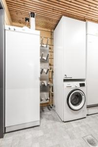 Levin Lyhty Dawn D4 by Hilla Villas