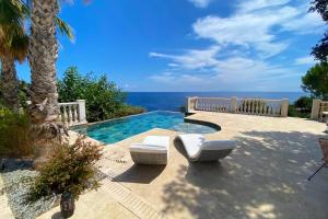 VillA Fiurentina Erbalunga piscine à débordement vue mer