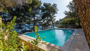 Waterfront Villa Dora by Villas Guide