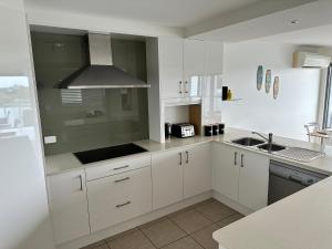 Ocean Views, Pool & Coastal Calm at The Cove