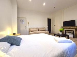 Peacefull, face à la Cathédrale