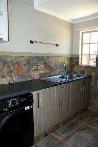 Monte Crous Hotel, Restaurant and Venue