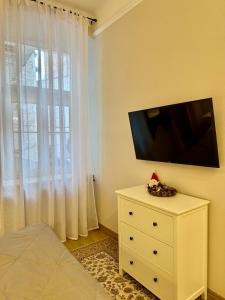 Sweet Home on the Rynok Square