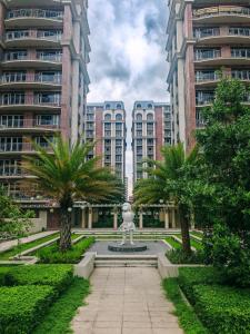 Spacious 1BR Penthouse floor near AIRPORT NAIA Mall of Asia