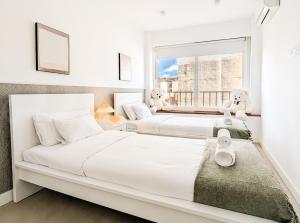 Spacious and modern gem in the center REMS