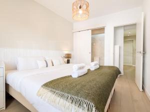 Spacious and modern gem in the center REMS