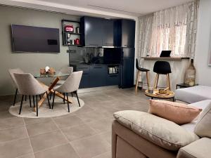 Loft Dalia Las Canteras Beach, free parking&wifi