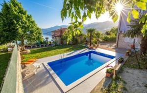 Apartman Max 2 by Villas Guide