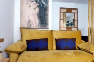 Cozy apartment in Sanary with garden