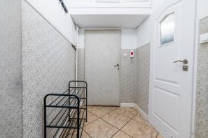 Mostowa Standard Apartment by BookingHost